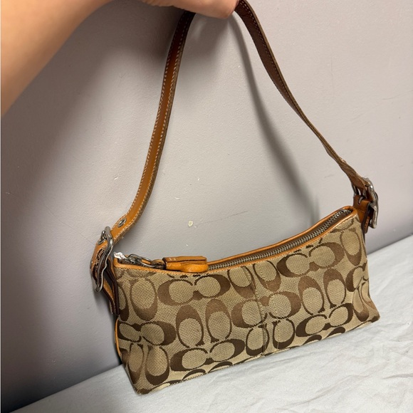 Coach Signature East West Baguette Bag - Picture 2 of 5